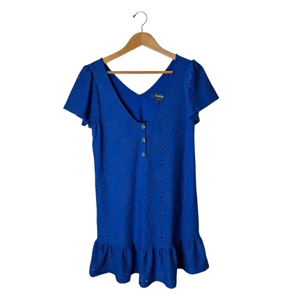 ModCloth Eyelet Dress Women Medium Blue Ruffle Hem V Neck Short Sleeve Mini - Image 2