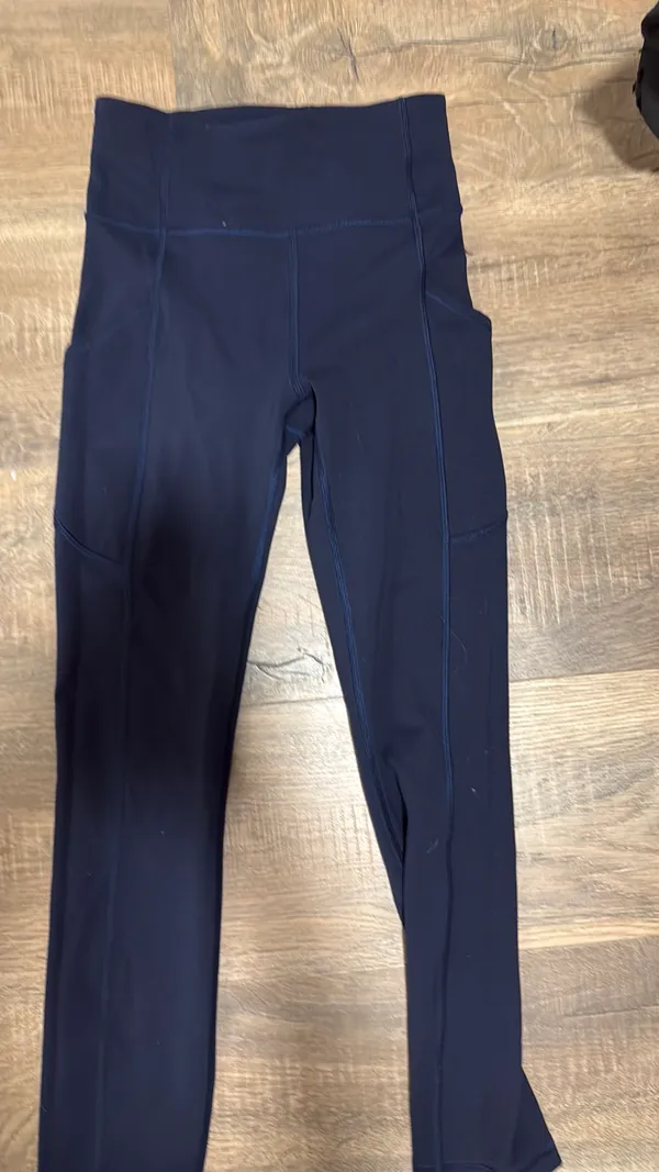 Lululemon Leggings Navy Blue - Image 3