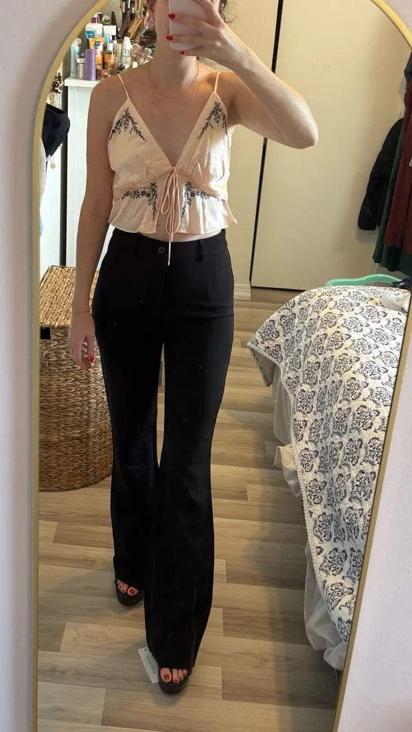 Rumored Wilder Top Pink - Image 4