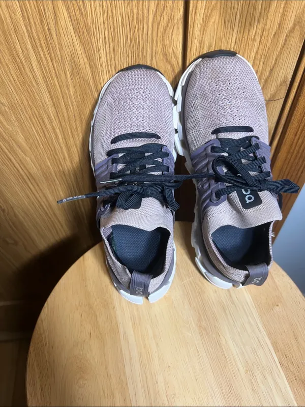 On Running Women’s Cloud Running Shoes - Mauve/Black - Image 8
