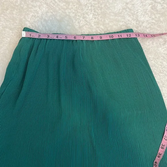 Banana republic‎ women’s XS pleated green skirt - Image 6