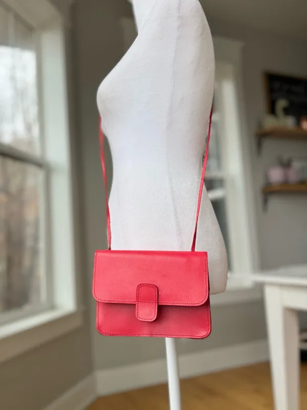 Vintage 80s 90s Cherry Red Leather Mini Purse Built in Mirror - Image 10