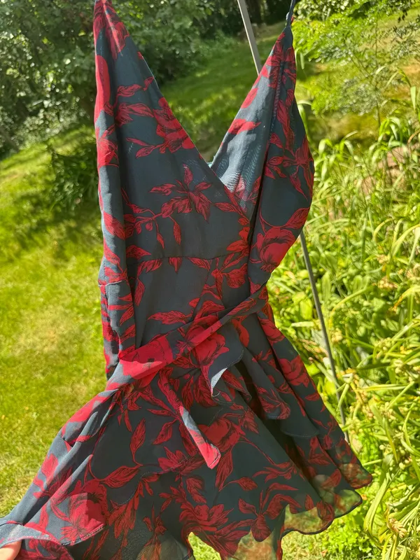 Selfie Leslie Red Floral Wrap Dress - Image 2