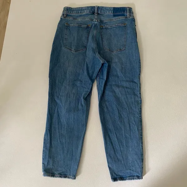 Abercrombie & Fitch Curve Love Mom High Rise Jeans Size 31/12 Light Wash - Image 3