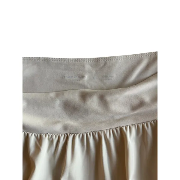 Old Navy High Rise Sleek Tech Go-Dry Bubble Skort Small Cream Tennis Golf - Image 5