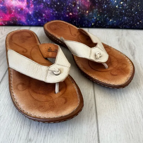 Born Beige Leather Thong Flat Slip On Sandals B86811‎ Women Sz 10 - Image 2