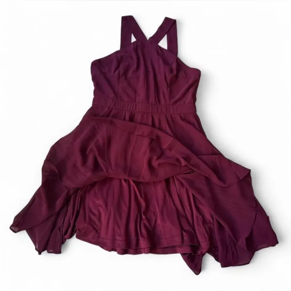 Lulus Burgandy halter neck dress with flowy skirt - Image 5