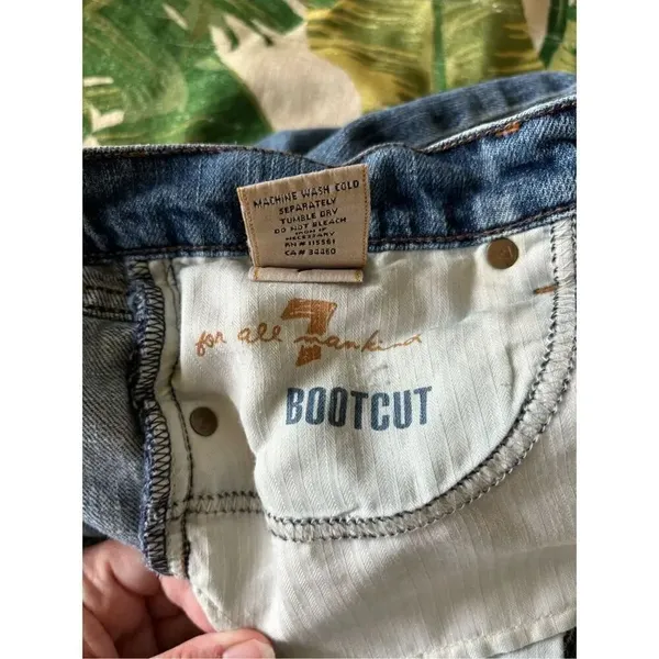 7 For All Mankind Bootcut Jeans Medium Wash Low Rise Size 27 - Image 2