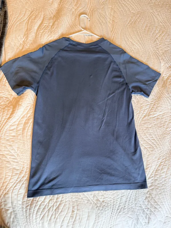 Men’s Fabletics Shirt  - Image 2