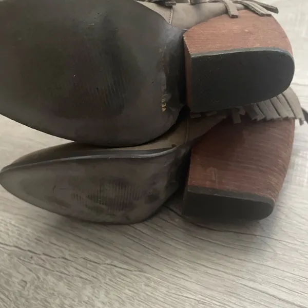 Source Unknown Brown Ankle Boots with Fringe Detail - Image 4