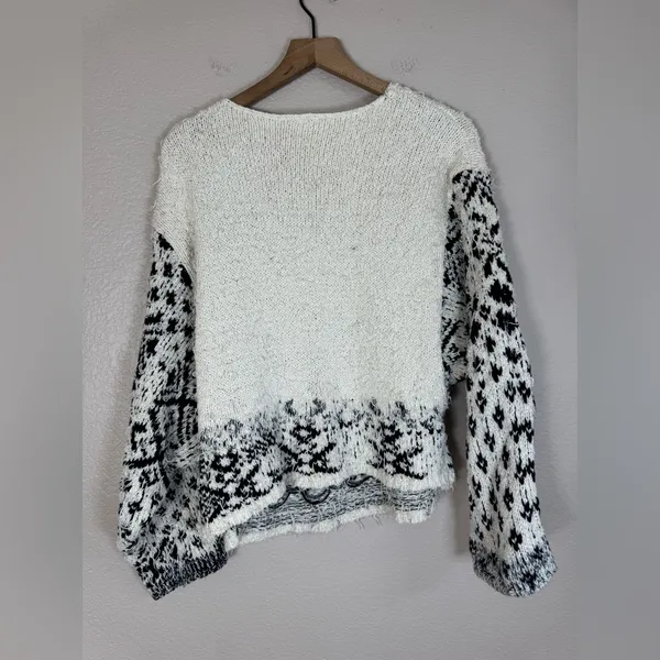 Free People Midnight Beach Oversized Sweater in Evening Ivory Combo size XS $168 - Image 7