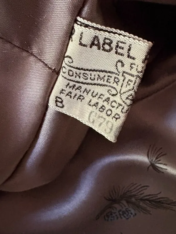 Vintage retro '50s-style chocolate brown soft warm mouton fur womens jacket READ - Image 3