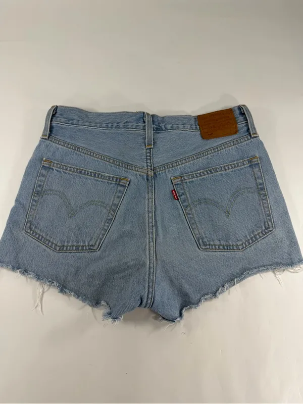 Levi’s 501 Original‎ Cut Off Denim Shorts W27 Light Wash Distressed Raw Hem - Image 2