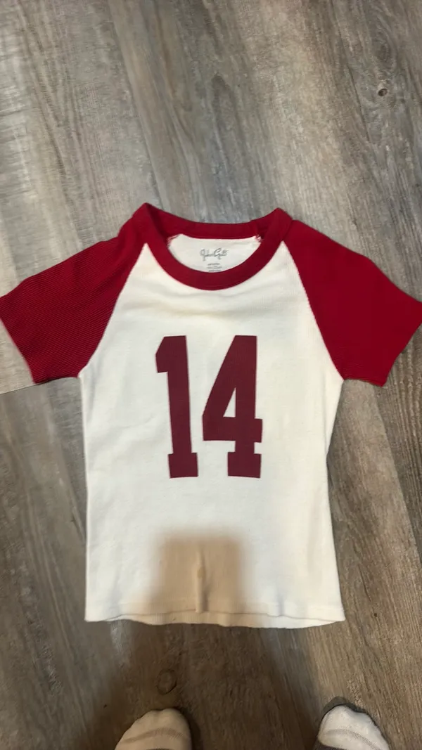 Brandy Melville tshirt - Image 3