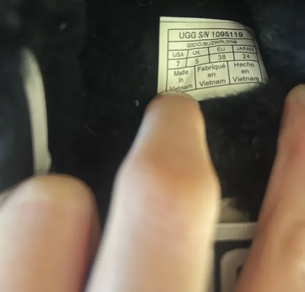 UGG Slippers - Image 4