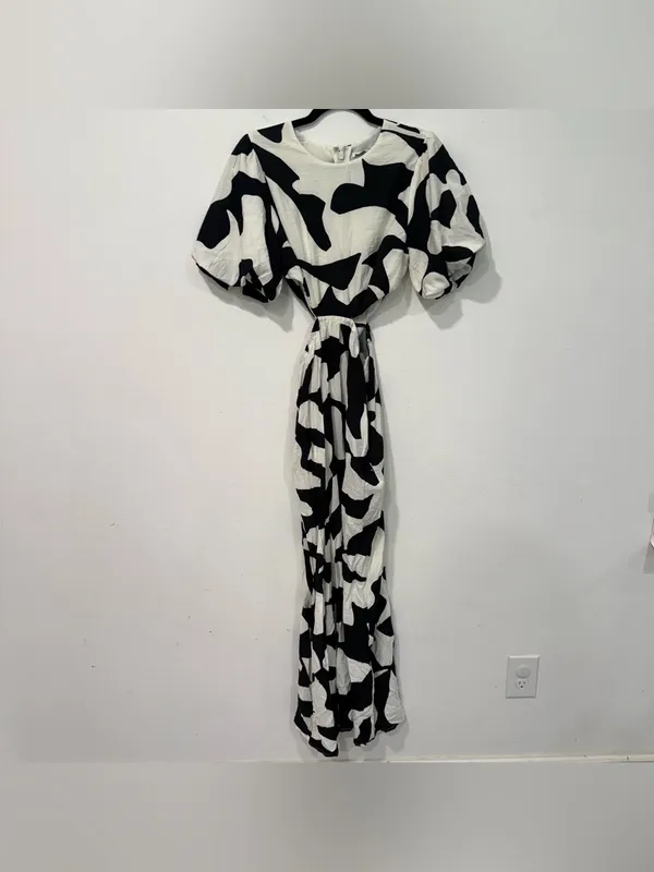 Abercrombie & Fitch Black White Short Sleeve Cutout Maxi Dress S - Image 2