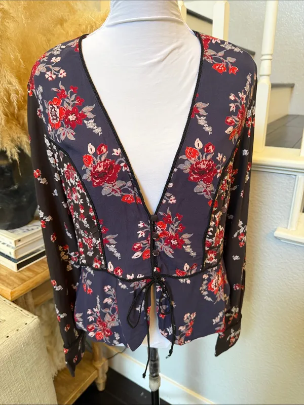 Free People The Way The World Turns Floral Boho Long Sleeve Blouse Top Medium - Image 3