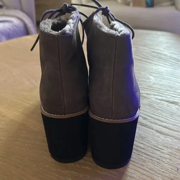 Eileen Fisher Alpine Ankle Bootie Lace Graphite Shearling Leather Size 8.5, NWOT - Image 10