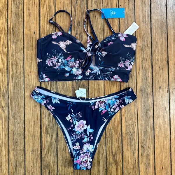 Cupshe Floral Print Tie Front Swimsuit Two Piece‎ Bathing Suit Medium - Image 8