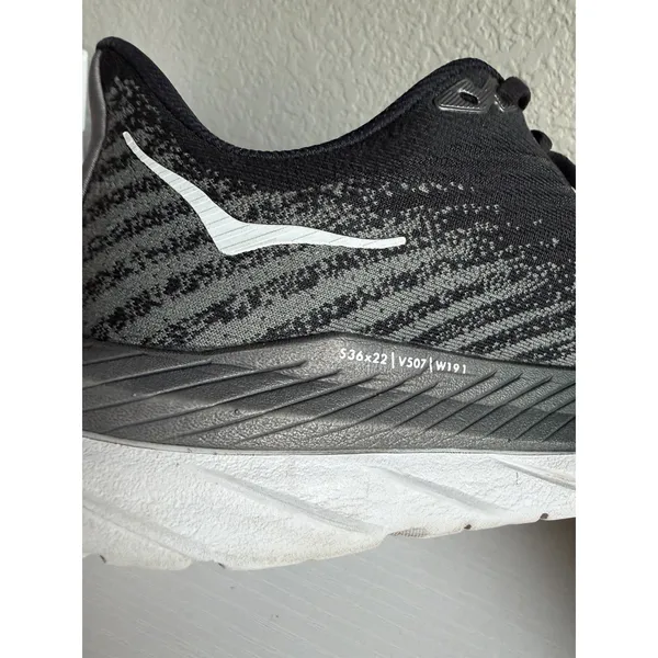 HOKA One One Mach 5 Women's Size 9.5 Black White Running Shoes 1127894 - Image 8