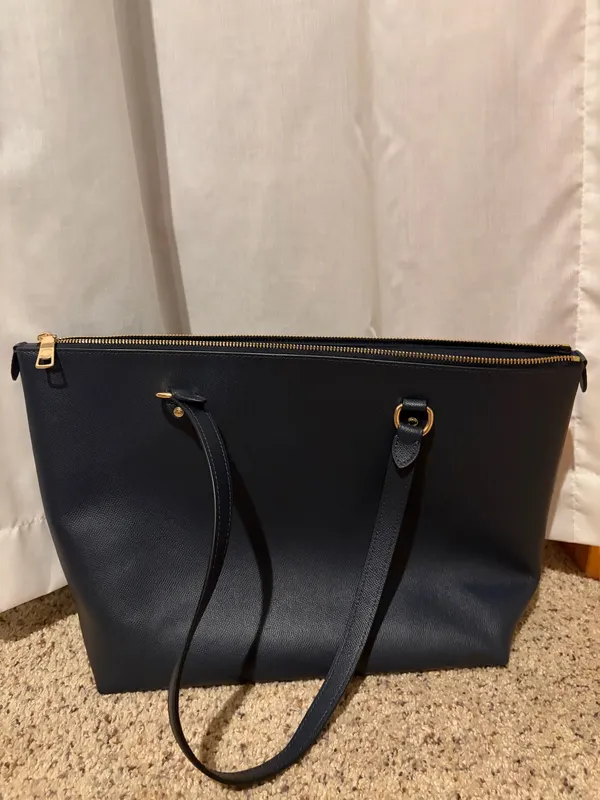 Coach Navy Blue Leather Tote Bag with Gold Hardware - Image 2