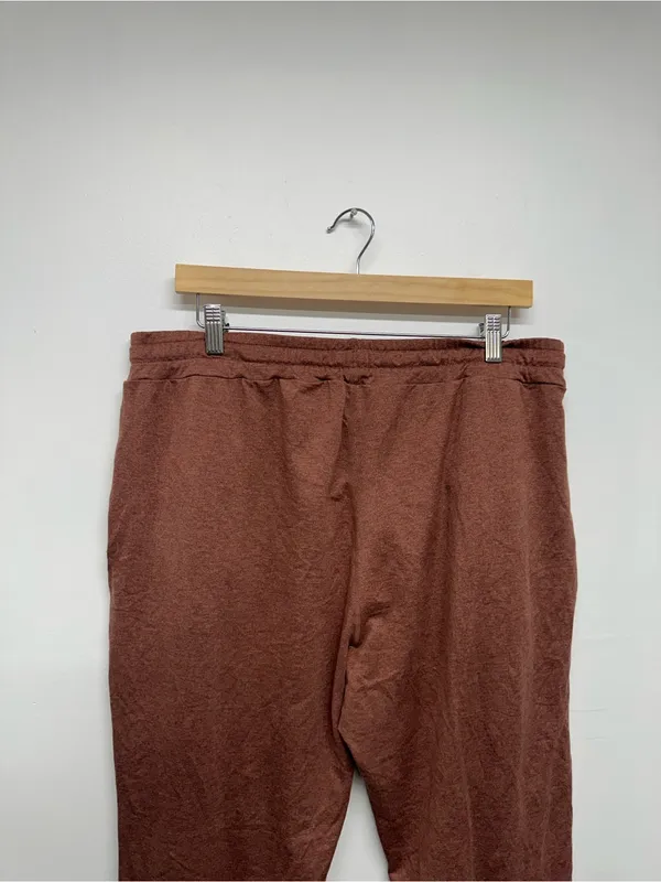 Vuori The Performance Joggers - Marsala Heather - Image 11