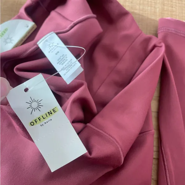 NWT Offline by Aerie real me lace up 7/8 leggings size M red Dusty rose/pink - Image 10