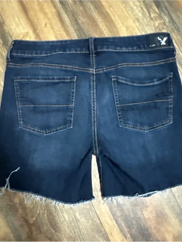 American Eagle Midi Super Stretch Cutoff Jean Shorts Women’s Size 12 - Image 5