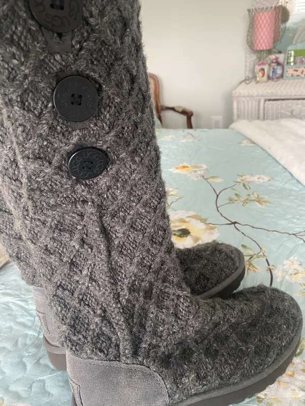 UGG Sweater Boots Grey - Image 4