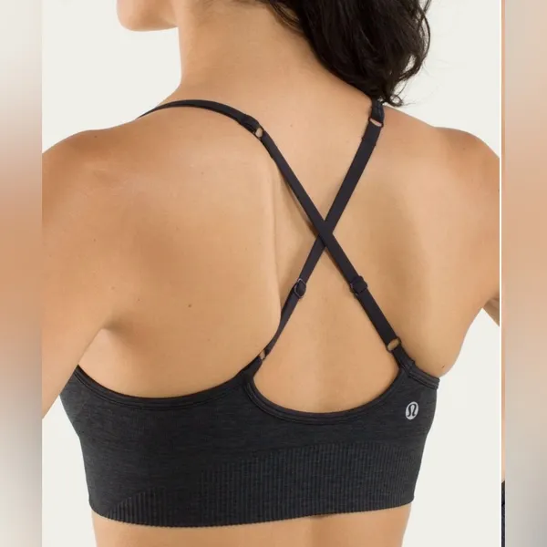 Lululemon Ebb To Street Bra Size 4 Black Ribbed V Neck Crossback Sporty Yoga - Image 2