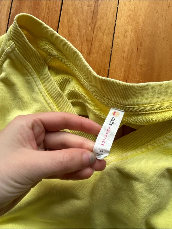 Daily Practice Anthropologie Batwing Pullover Sweatshirt Size xs yellow - Image 7