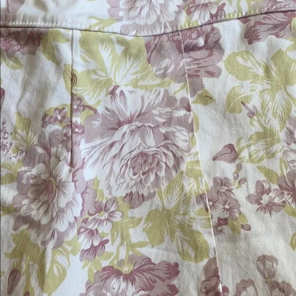 Vintage Floral Envelope Style Skort Size XS - Image 2