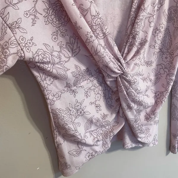 CANDIE’S Floral Design Top - Image 3