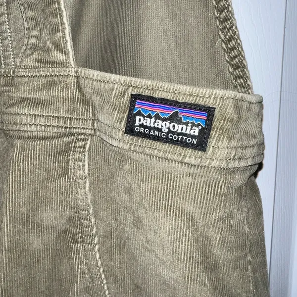 Patagonia Organic Cotton Women's Stand Up Cropped Corduroy Overalls Sage Khaki - Image 9