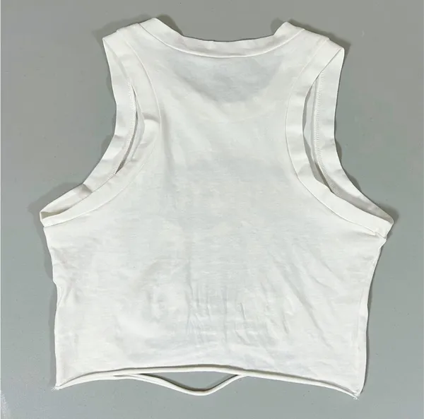Windsor White Motorcycle Biker Graphic Shredded Tee T-Shirt Tank Crop Top Size M ⛓️ - Image 4