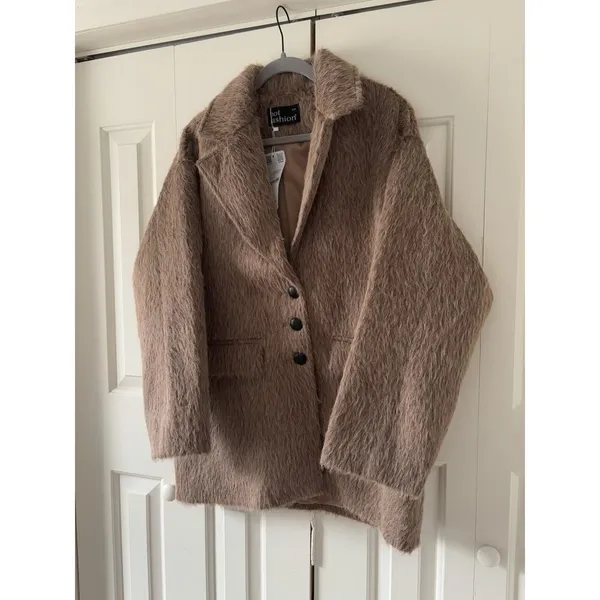 Women Faux Fur Jacket Soft Warm Plush Coat Outerwear Elegant Chic - Image 6