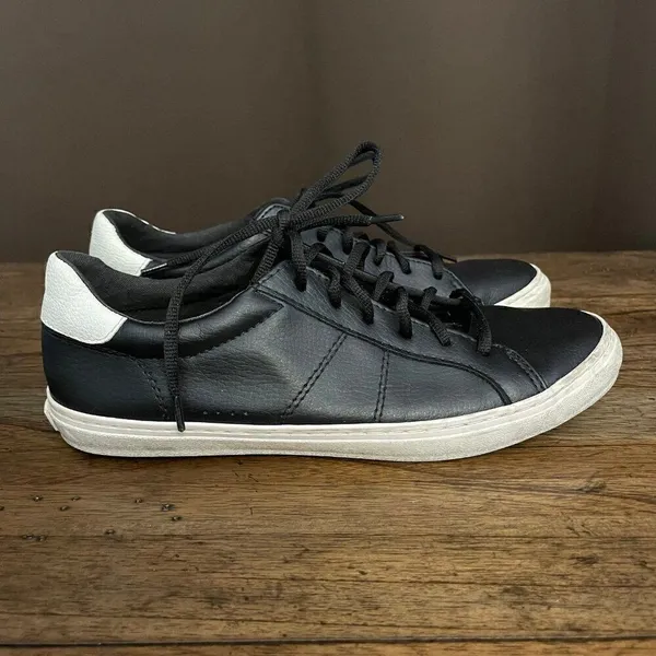 Old Navy Court Sneaker - Image 3