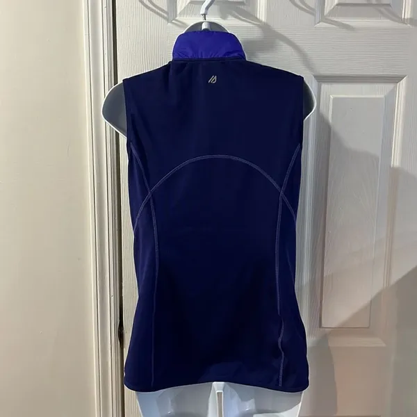 Eddie Bauer vest size S‎ - Image 3
