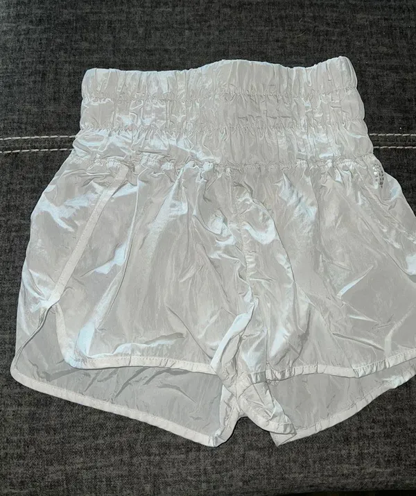 Free People shorts - Image 3