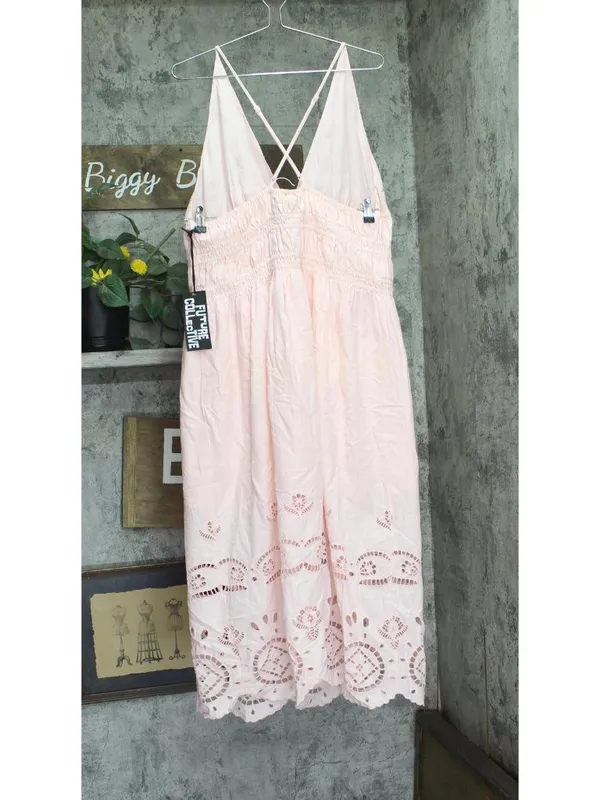 Future Collective Womens Eyelet Maxi A-Line Dress 94236108 Light Pink XL - Image 2