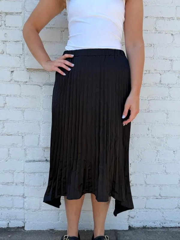 Black pleated accordion satin midi skirt with ruffle hem sz s #classy #goingout #church - Image 4