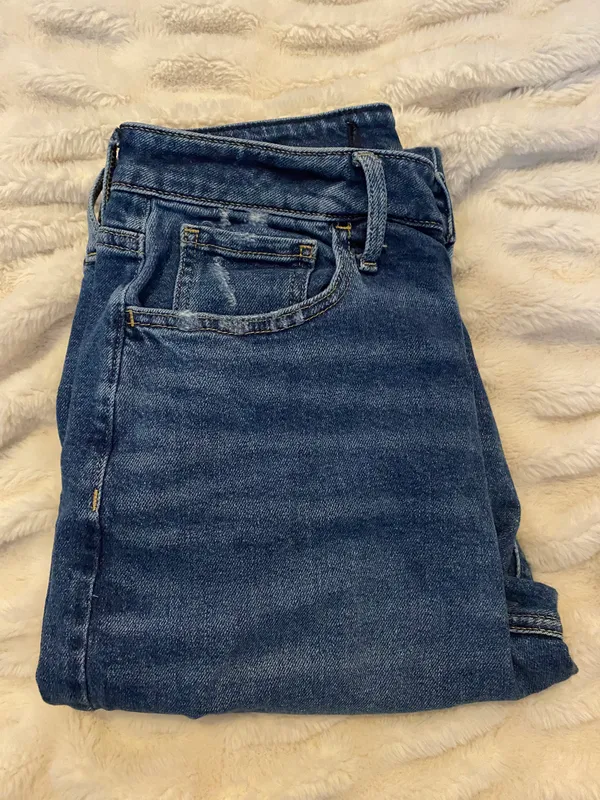 Hollister Mom Jeans - Image 4