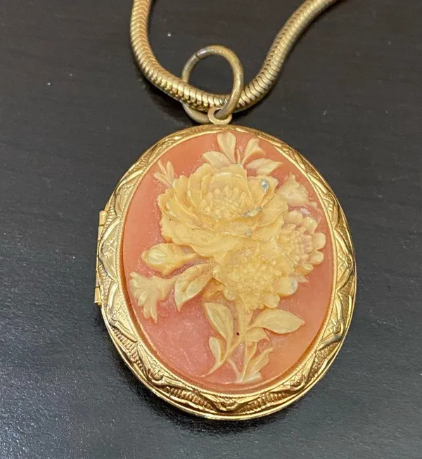 Vintage Flower Cameo Locket Pendant Gold-plated Round Snake Chain 24” Necklace - Image 10