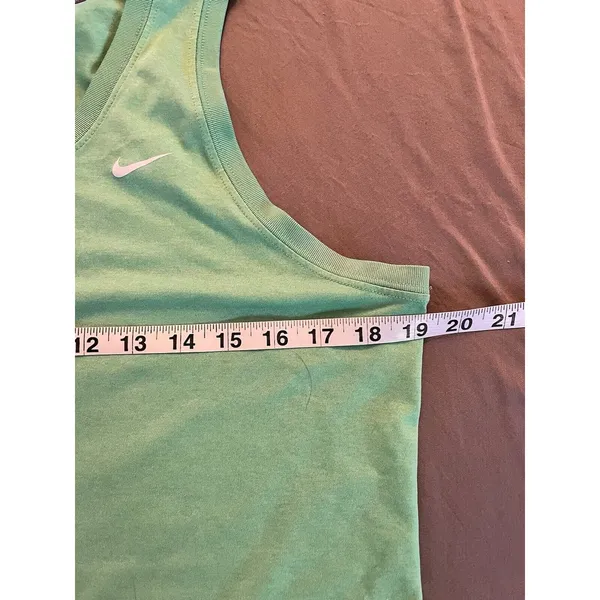 Nike Dri-Fit Women's Green tank top X-Large XL - Image 2