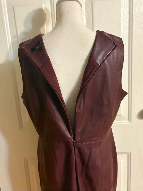 Ann Taylor Sleeveless Faux Leather Shift Dress in Deep Plum size 12 - Image 6
