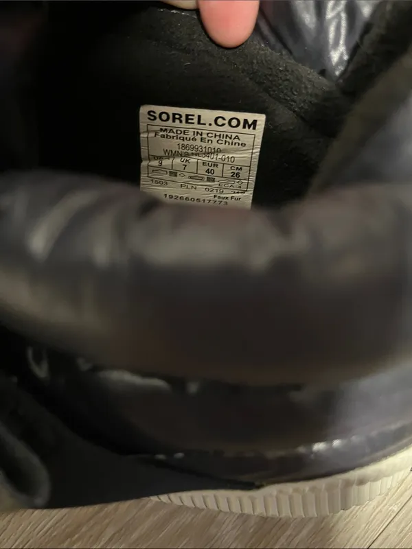 SOREL ONA RMX Waterproof Women's Puffy Strap Bootie Black Snow Boots, Size 9 - Image 9