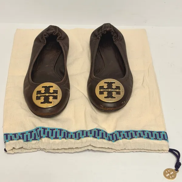 Tory Burch Reva Ballet Flats Brown Leather Gold Logo Medallion Size 9.5 - Image 10