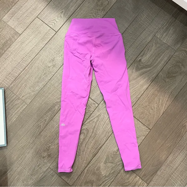 Alo 7/8 High-Waist Airbrush Legging Electric Violet - Image 3