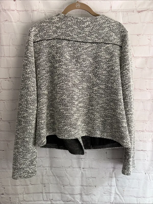 Banana Republic Black & White Tweed-like Zip-Front Blazer Jacket Woman’s Size 12 - Image 3