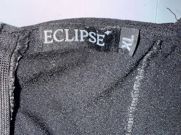 Eclipse Strapless Black Cutout Wide - Image 4